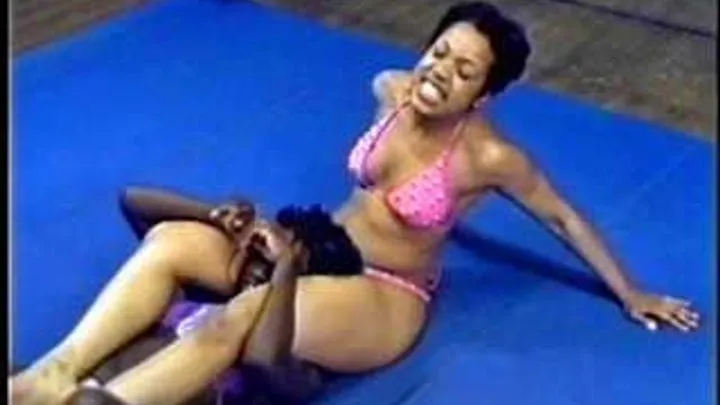 Ebony Vixens Battling Bitches Crysta vs Lee Part 06