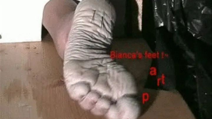 Wet feet fetish