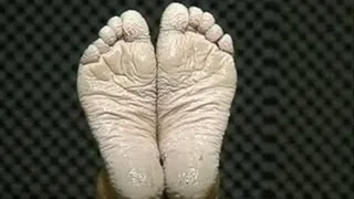 Bianca's wet feet 2007 part 7