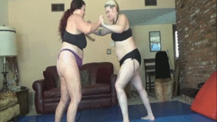 Kristie Etzold vs. Bella Rush