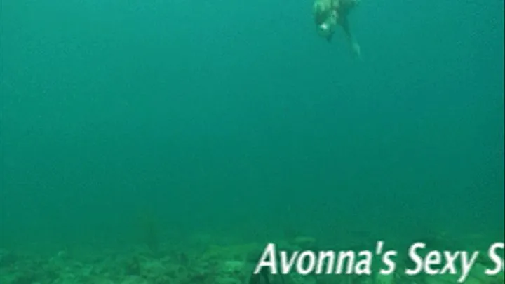 AVONNAS SEXY SCUBA SOLO DIVE 2