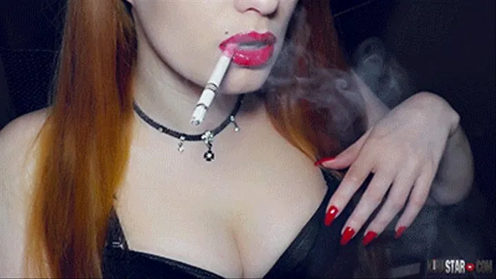 Perfect Smoking Goddess