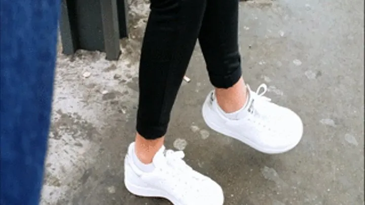 Powerful White Sneakers Play