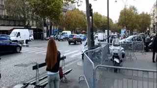 Long Hairs Jeans Lady in Paris