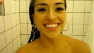 ENjoy me spreading my big latina ass in the shower while its nice and soapy!