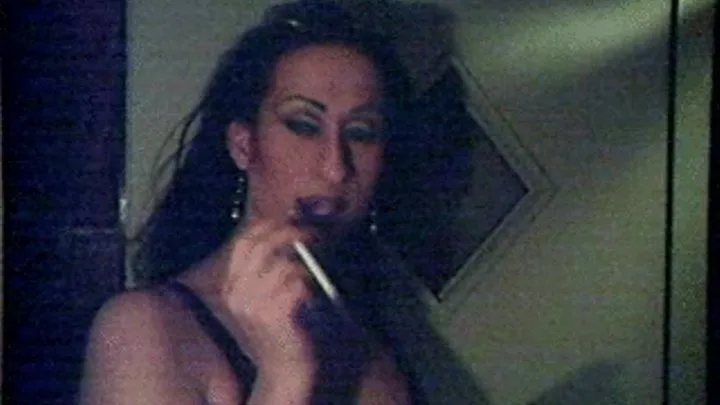 Sexy Tranny Smoking