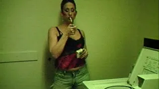 Tranny Smokin' In The Laundry Room