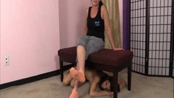 EVA LONG'S FULL WEEKEND OF SERVICE UNDER MISTRESS CLAIRE'S FEET