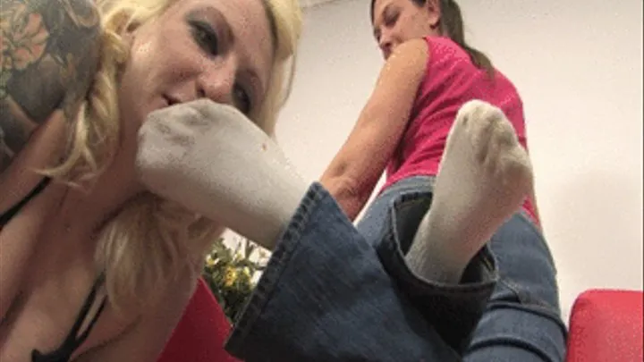 Olivia - Sweaty Stinky Sock Sniffing And Foot Worship *** ***