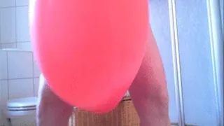 Balloon in pussy