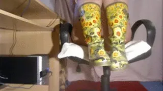 I make my clean rubber boots