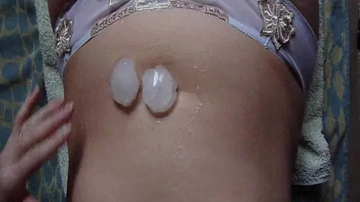 2 pieces of ice are not the tummy.1
