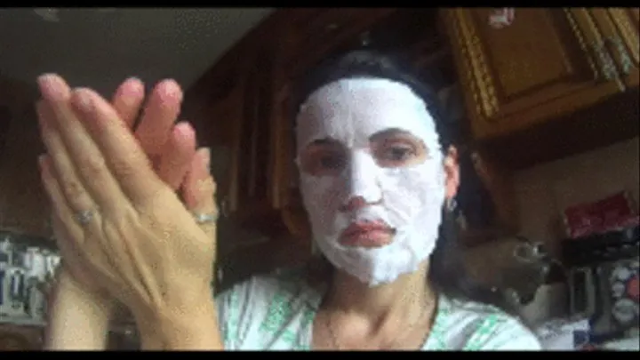 Face mask and hand massage hf