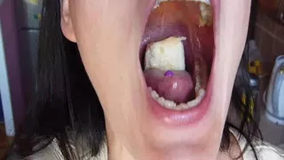 swallow a banana v