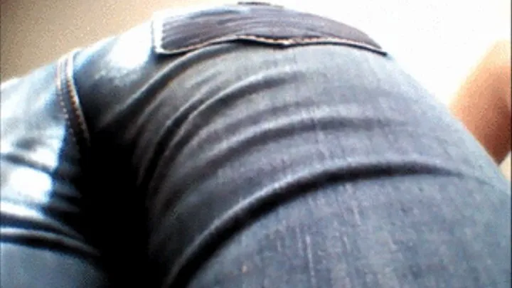 big ass in dark blue jeans g