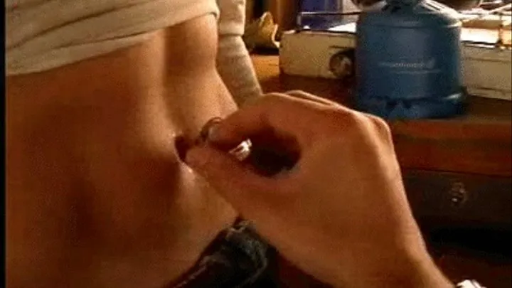 Ice Cube Navel and Fingering