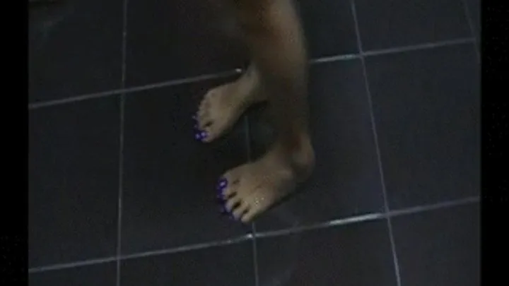 Longest Deep Blue Toe Claws to Foot Job