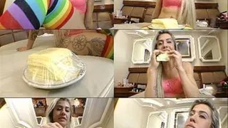 EAT CHESSE -BEST SELLER TOP GIRL BIANCA TOTTI - CLIP 1 - EXCLUSIVE MF