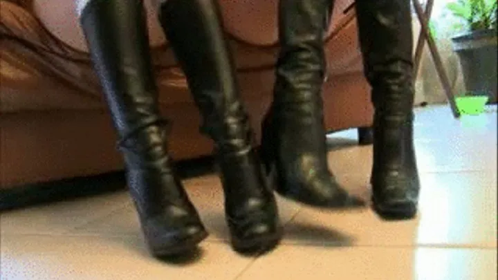 Lesbian's Love Boot's