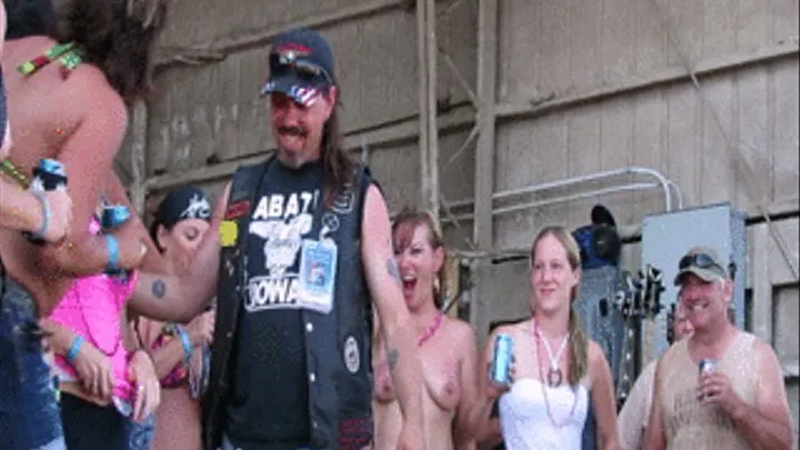 iowa biker rally only the freaks get naked