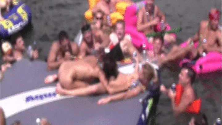 daytime public raft in partycove missouri 2 lesbians eat pussy