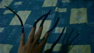 just showing the defferent lenght of my claws