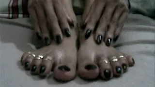 Square black nails and toes