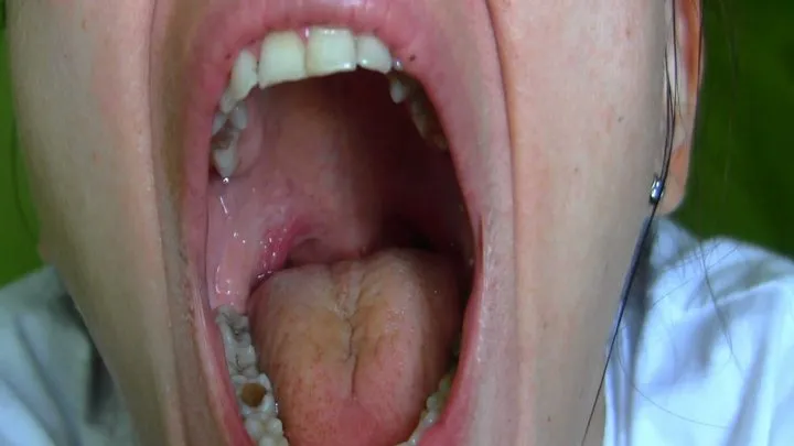 mouth close up