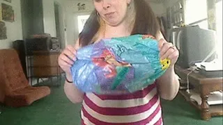 Mikki's Mermaid Beach Ball Deflate