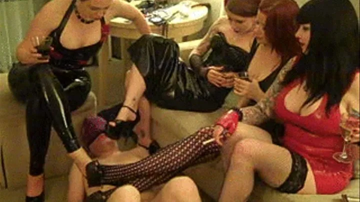 5 Mistress foot party