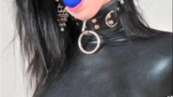 Ball gag trouble for Leyla