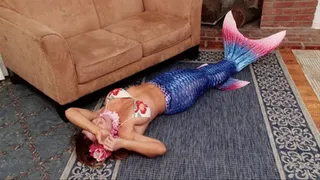 Transformation into Helpless Mermaid - Jennifer Thomas - Sony