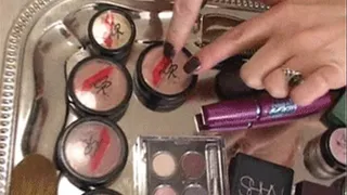 Sexy MakeUp Basics - Smokey Eyes and Full Lips