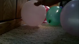 Balloon Footsy