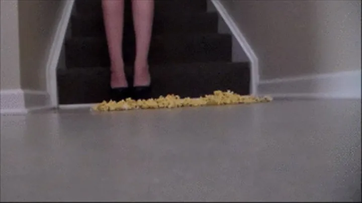 Plexiglass High Heel Popcorn Smash