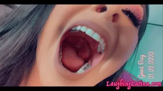 Big Mouth Yawning!