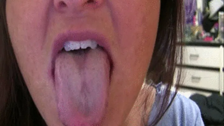 Big Fat Sick tongue n Tonsils Big taste buds