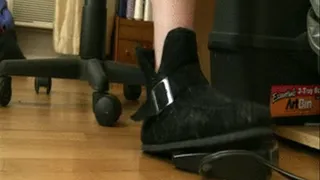 BOOT FETISH Sweaty feet in boots Pumping