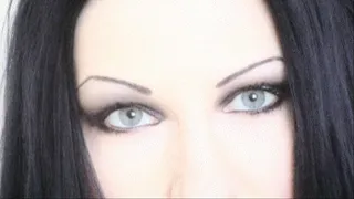 BLACK HAIR + BLUE EYES = 100% .!