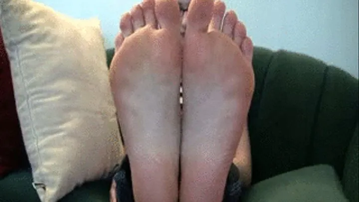 Phoenix's Candid Stinky Soles Part 9