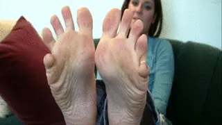 Khloe's Candid Stinky Soles Part 13