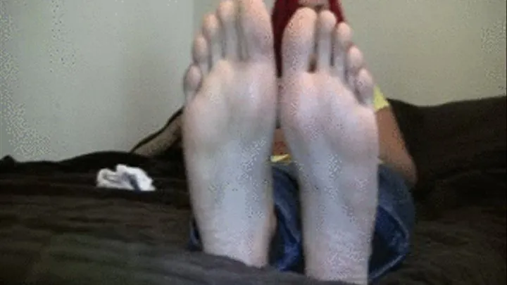 Zoe's Candid Stinky Soles Part 13