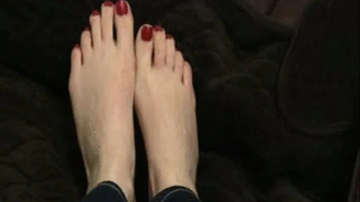 Samantha's Long Toes