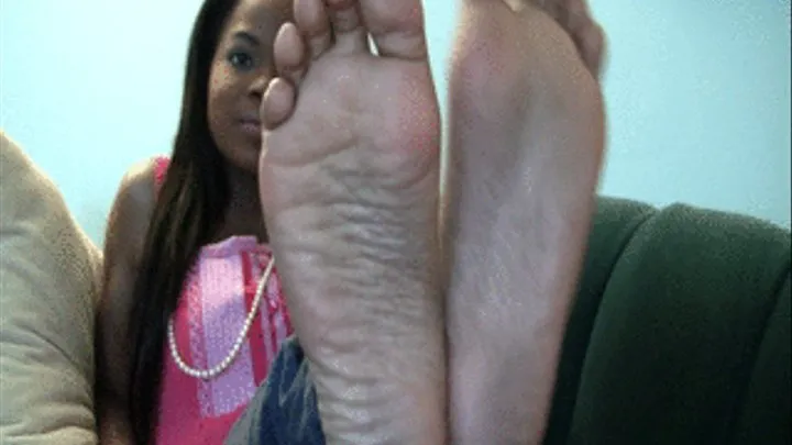 Tamara's Candid Stinky Soles Part 11