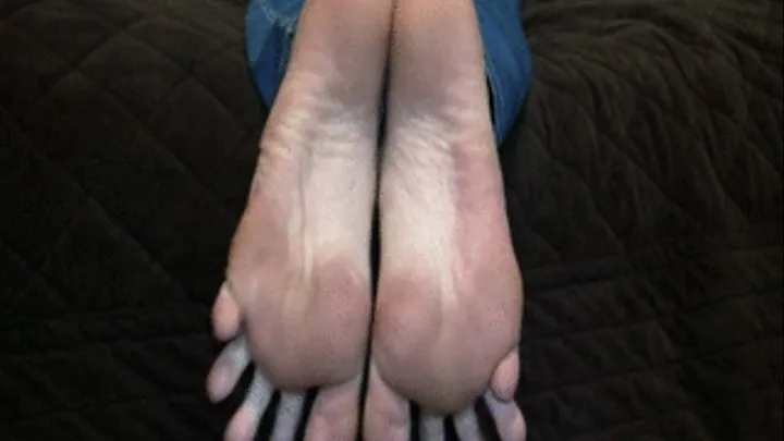 Paige's Size 11 Candid Stinky Soles Part 62