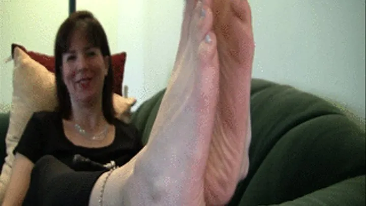 Jacklyn's Candid Stinky Size 10 Soles Part 21