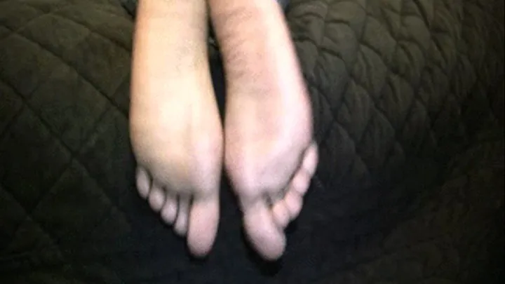 Deanna's Candid Stinky Soles Part 16