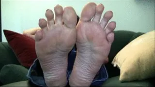 Elizabeth's Size 10 Candid Stinky Soles Part 7