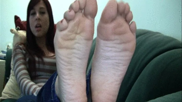 Veronica's Candid Soles Part 2