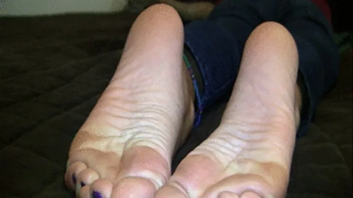 Phoebe's Candid Stinky Soles Part 13